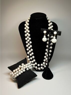 Vintage Milk Glass & White Lucite Jewelry Set